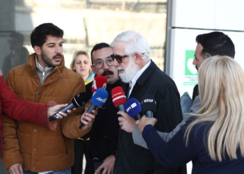Δίκη Πέτρου Φιλιππίδη: Εισαγγελική πρόταση για πρόστιμο στους Σπύρο Μπιμπίλα, Κάτια Δανδουλάκη, Λένα Δροσάκη και Εβελίνα Παπούλια για την απουσία τους