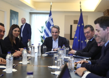 Στο υπουργείο Παιδείας, Θρησκευμάτων και Αθλητισμού ο Κυρ. Μητσοτάκης