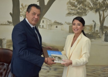 Συνάντηση Αφ. Λατινοπούλου με τον δήμαρχο Φυλής Χ. Παππού