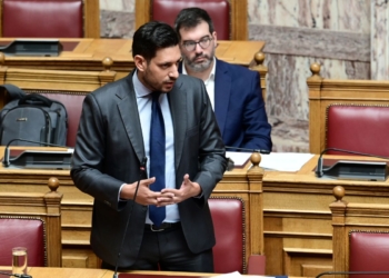 Κυρανάκης: Εξήγγειλε τη δημιουργία πλατφόρμας που θα «βλέπει» την πορεία των τρένων