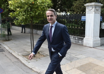 Σε Οινόφυτα και Λιβαδειά ο Κυριάκος Μητσοτάκης