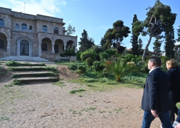 Επίσκεψη του Περιφερειάρχη Αττικής στον Δήμο Ζωγράφου – 9,2 εκατ. ευρώ για την ανάπλαση της Βίλας Ζωγράφου