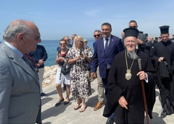 Τρισάγιο στη μνήμη των Πεσόντων Κωνσταντινουπολιτών παρουσία του Οικουμενικού Πατριάρχη κ.κ. Βαρθολομαίου στο Π. Φάληρο