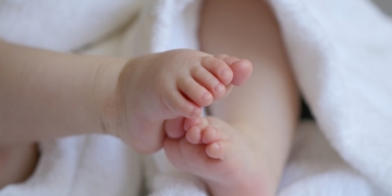 Υπόθεση βρέφους σε κάδο απορριμμάτων – Προφυλακιστέα η μητέρα