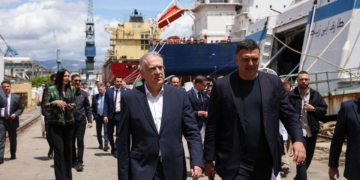 Θεοδωρικάκος τα Ναυπηγεία Ελευσίνας: Να μετατρέψουμε το «Made in Greece» στη ναυπηγική βιομηχανία