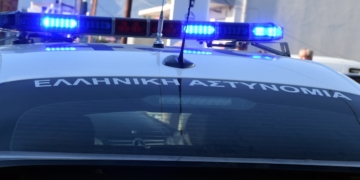 Ελεύθερος με περιοριστικούς όρους o κρατούμενος που έβαλε φωτιά στα κρατητήρια του Α.Τ. Θερμαϊκού