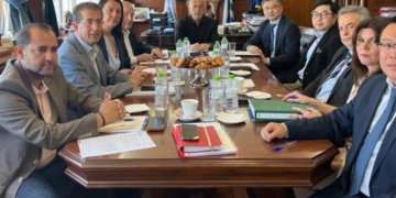 Δήμος Πειραιά: Συνάντηση του Γιάννη Μώραλη με τον Διευθύνοντα  Σύμβουλο της ΟΛΠ Α.Ε. Su Xudong