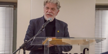 Ποιος πρώην Δήμαρχος διοργανώνει συνέντευξη Τύπου;