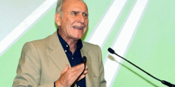 Πέθανε ο πρώην υπουργός του ΠΑΣΟΚ Χρήστος Ροκόφυλλος