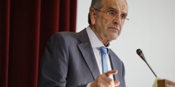 Νέα μηνύματα από Αντώνη Σαμαρά;