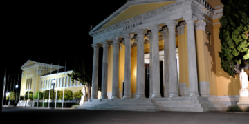 Ένα παπούτσι που πατάει πάνω στην αξιοπρέπεια της πολιτιστικής μας κληρονομιάς