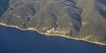 Earthquake on Mount Athos: One Injury and Damage at Simonos Petra Monastery – What Seismologists Say