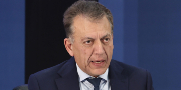 Βρούτσης: Μόνη επιλογή των ΚΑΕ ΠΑΟ και ΟΣΦΠ είναι να δηλώσουν ότι θα διασφαλίσουν την εξέλιξη του πρωταθλήματος