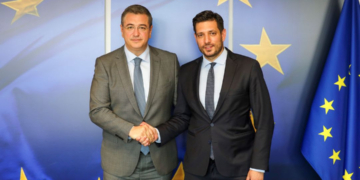 Συνάντηση Α. Τζιτζικώστα – Κ. Κυρανάκη στις Βρυξέλλες για τον ελληνικό σιδηρόδρομο