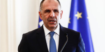 Γεραπετρίτης για Μέση Ανατολή: Απαιτείται μία μεγάλη συμμαχία, έτσι ώστε να μπορέσουμε να αποφύγουμε την περαιτέρω κλιμάκωση