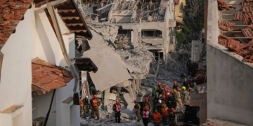 Η πολεμική ένταση Ισραήλ – Ιράν έχει πολυεπίπεδες οικονομικές επιπτώσεις – Πώς θα επηρεαστεί η Ελλάδα